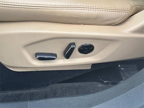 Used 2016 Ford Explorer Limited w/ Equipment Group 301A image 28