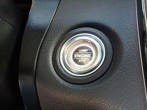 Certified 2022 Mercedes-Benz GLC 300 image 25