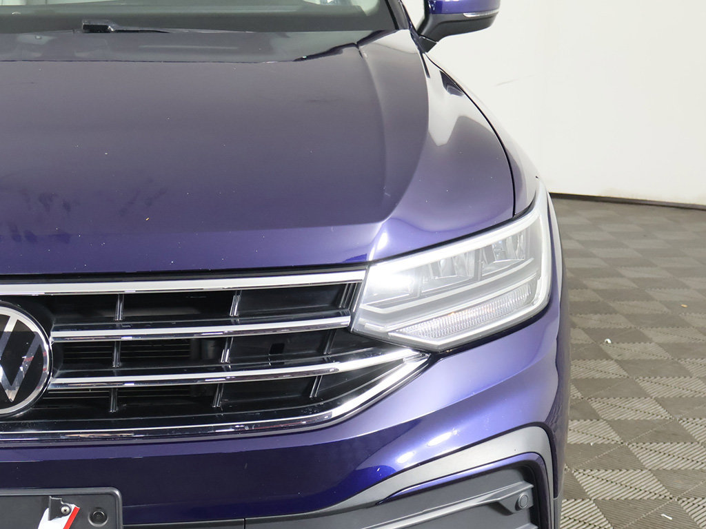 Used 2023 Volkswagen Tiguan SE AWD/4WD image 13