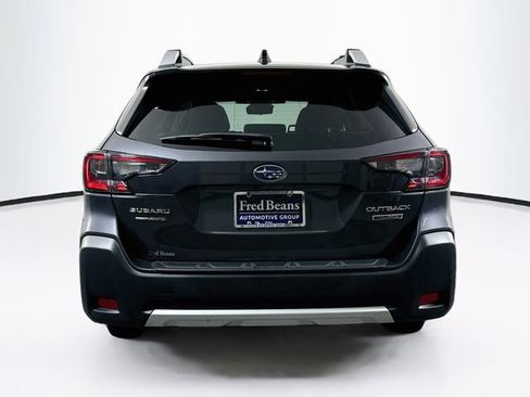Certified 2024 Subaru Outback Touring AWD/4WD image 7