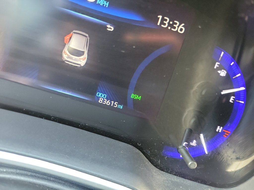 Used 2020 Toyota Corolla XSE FWD image 21
