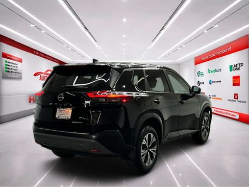 Used 2023 Nissan Rogue SV AWD/4WD image 7