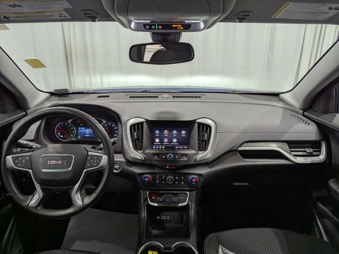 Used 2024 GMC Terrain SLE w/ Driver Convenience Package AWD/4WD image 12