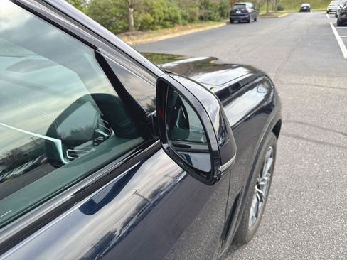 Used 2023 BMW X5 xDrive40i w/ M Sport Package image 36