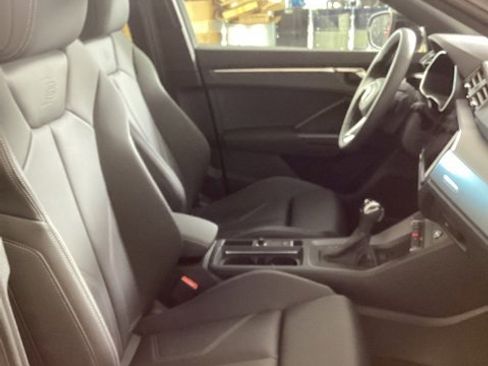 New 2025 Audi Q3 2.0T Premium image 20