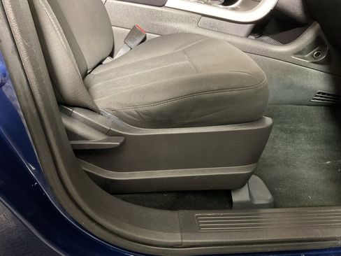 Used 2012 Ford Edge SE FWD image 30