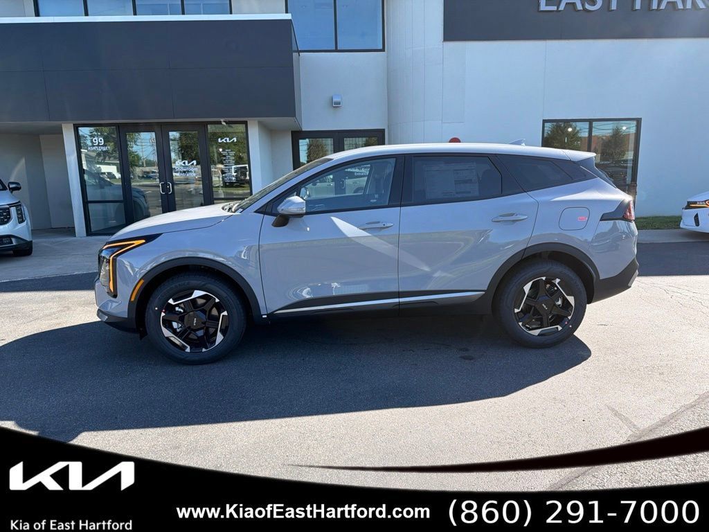 New 2027 Kia Sportage S AWD/4WD image 2