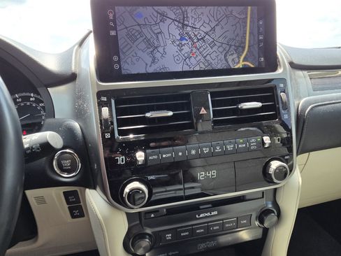 Used 2022 Lexus GX 460 Premium AWD/4WD image 17