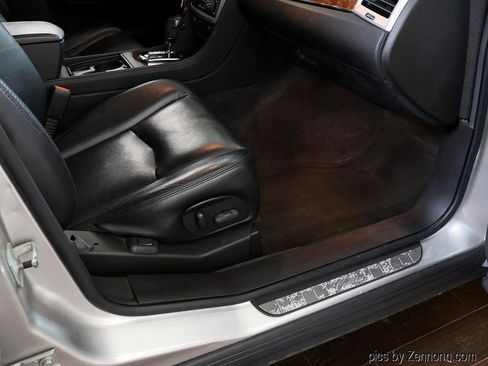 Used 2007 Cadillac SRX V8 w/ Utility Package image 35