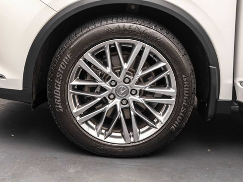 Used 2023 Acura MDX SH-AWD w/ Advance Package image 40