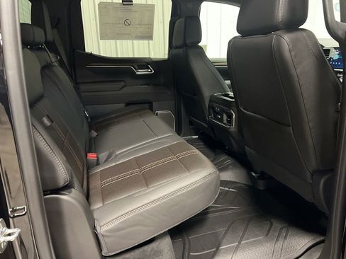 New 2026 Chevrolet Silverado 1500 High Country w/ High Country Premium Package image 9