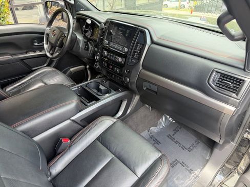 Used 2020 Nissan Titan PRO-4X w/ Pro-4x Convenience Package image 33