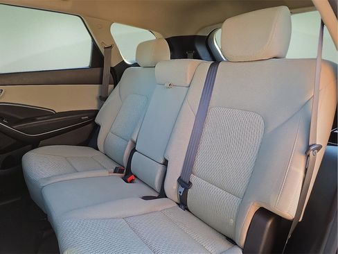 Used 2017 Hyundai Santa Fe SE w/ Cargo Package image 13