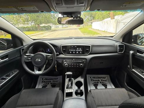 Used 2020 Kia Sportage LX image 14