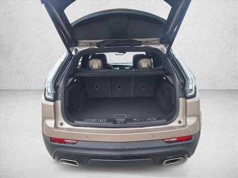 Used 2023 Cadillac XT4 Sport image 17