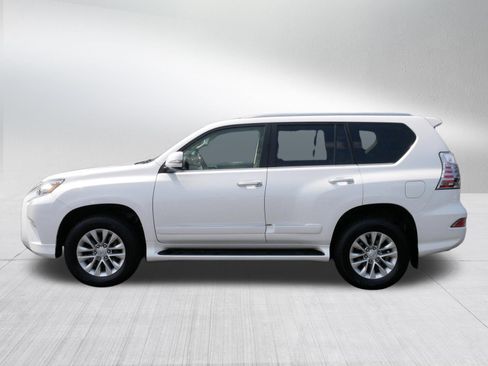 Used 2018 Lexus GX 460 Premium w/ Premium Package AWD/4WD image 4