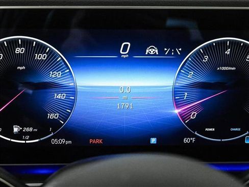 Used 2026 Mercedes-Benz GLS 450 4MATIC image 11