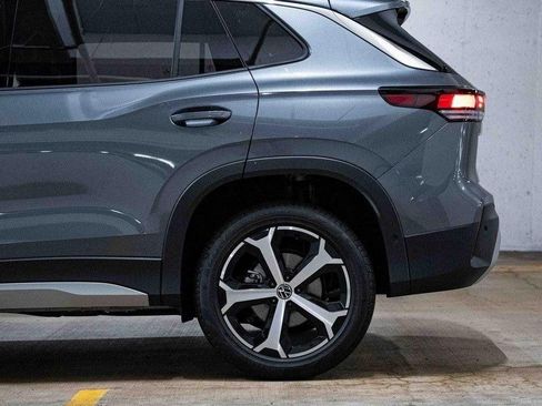 New 2026 Volkswagen Tiguan SE image 4