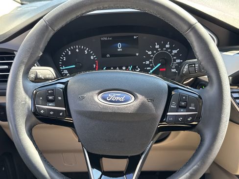 Used 2022 Ford Escape SEL image 14