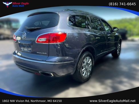 Used 2013 Buick Enclave Leather FWD image 5