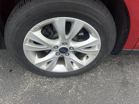 Used 2012 Ford Taurus SEL FWD image 5