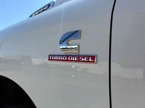 Used 2024 RAM 2500 Laramie image 14