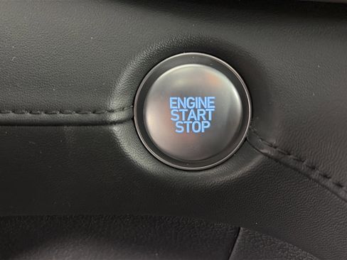 Used 2023 Hyundai Santa Fe Limited AWD/4WD image 29