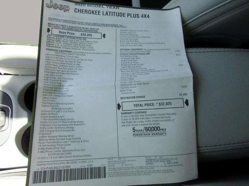 Used 2020 Jeep Cherokee Latitude Plus w/ Comfort/Convenience Group image 31