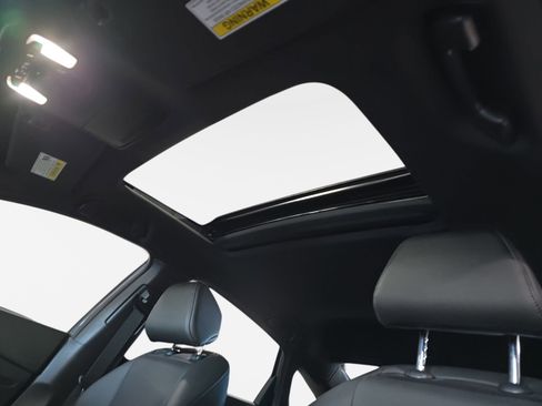 Used 2025 Honda Accord Sport image 28