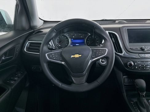 Used 2023 Chevrolet Equinox LT image 18