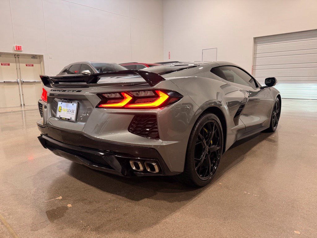 Used 2022 Chevrolet Corvette Stingray Coupe w/ Z51 Performance Package RWD image 5
