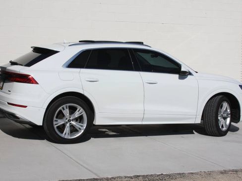 Used 2022 Audi Q8 Premium Plus w/ Premium Plus Package AWD/4WD image 7