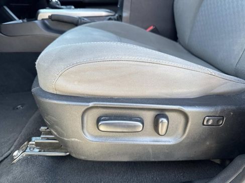 Certified 2021 Toyota Tacoma SR5 image 10