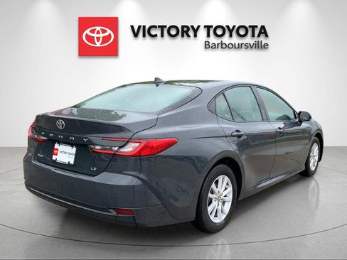 Used 2026 Toyota Camry LE FWD image 7