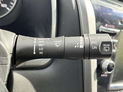 Used 2023 Nissan Murano Platinum w/ Cargo Package image 17