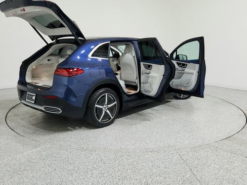 Certified 2023 Mercedes-Benz EQE 500 4MATIC SUV image 8
