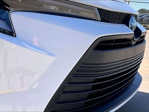 Used 2025 Toyota Corolla LE image 27