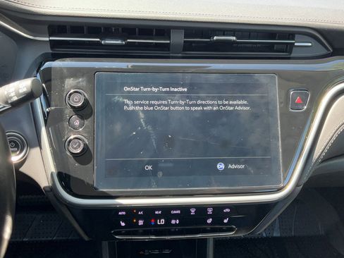 Certified 2023 Chevrolet Bolt EUV LT w/ Comfort Package FWD image 36