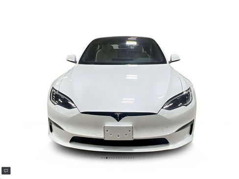 Used 2022 Tesla Model S image 9