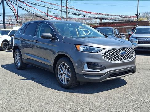 Used 2024 Ford Edge SEL AWD/4WD image 4