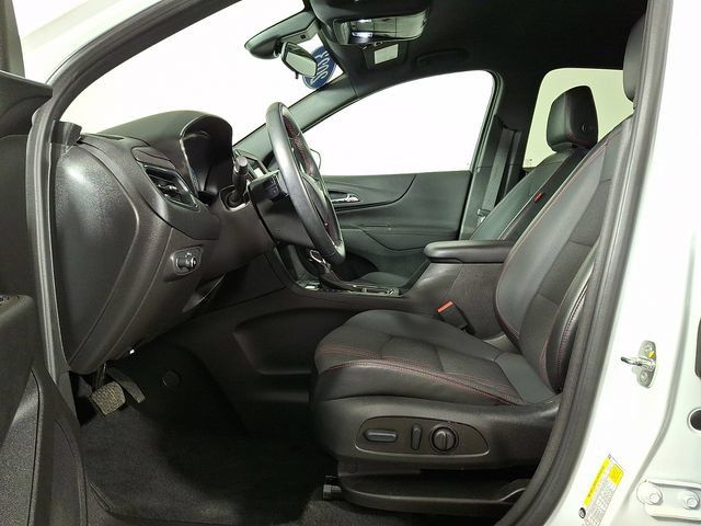 Used 2023 Chevrolet Equinox RS AWD/4WD image 16