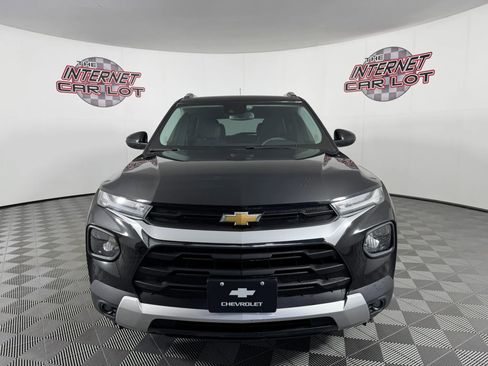 Used 2022 Chevrolet TrailBlazer LT w/ Convenience Package AWD/4WD image 2