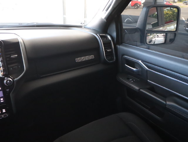 Used 2025 RAM 2500 Big Horn AWD/4WD image 22
