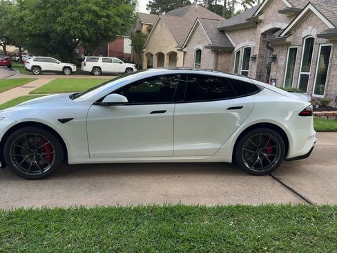 Used 2026 Tesla Model S Plaid image 10