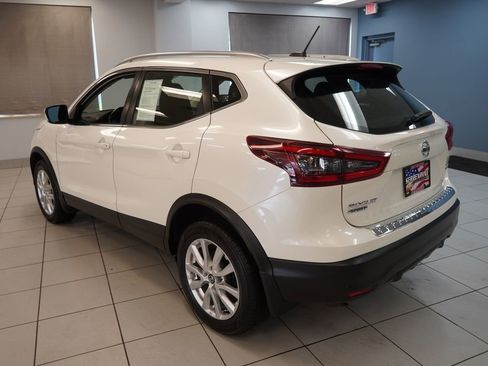 Used 2020 Nissan Rogue Sport SV w/ All-Weather Package image 11