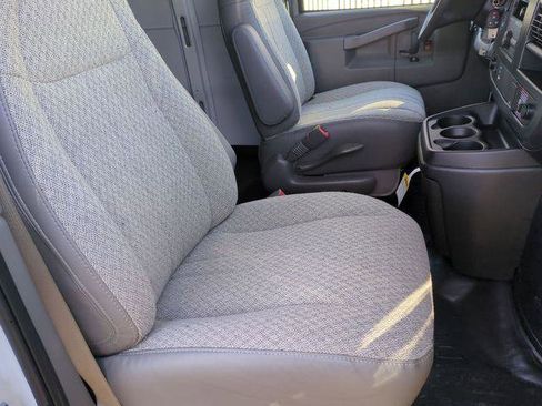 New 2026 Chevrolet Express 2500 w/ Driver Convenience Package image 23