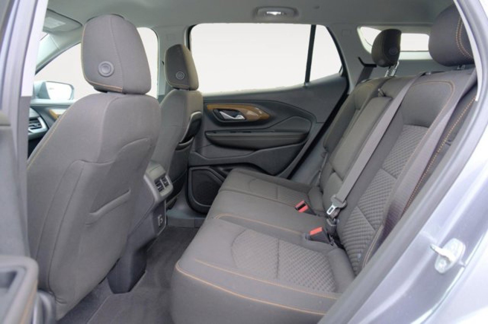 Used 2020 GMC Terrain SLE w/ Driver Convenience Package AWD/4WD image 14