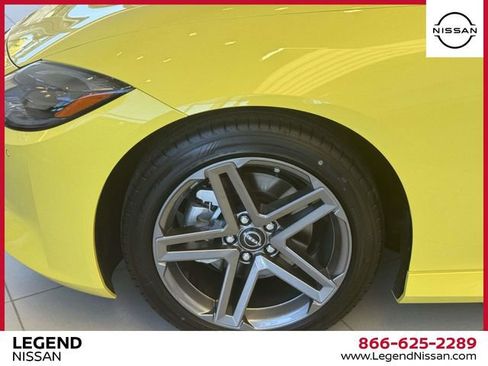 Used 2024 Nissan Z Sport w/ Floor Mat Package image 14