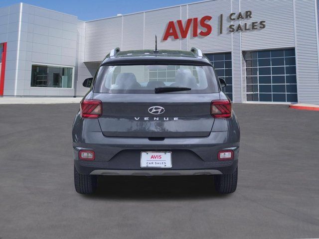 Used 2025 Hyundai Venue SEL FWD image 7