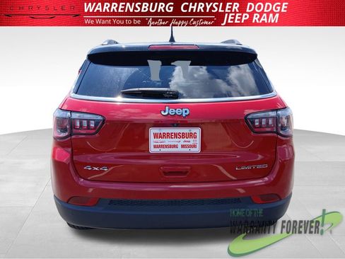 Used 2024 Jeep Compass Limited AWD/4WD image 5